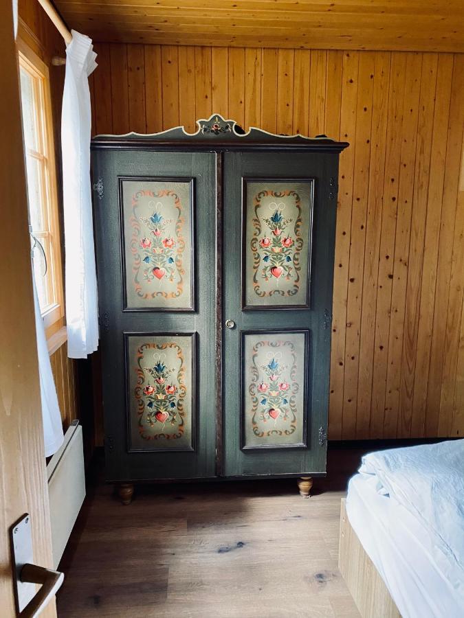 Chalet Amwaeg Fiesch Exteriör bild